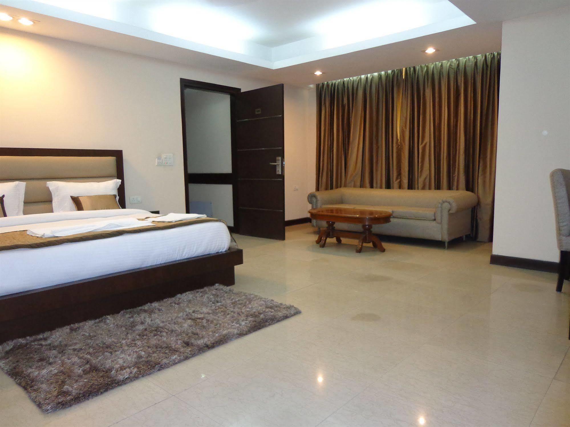 Aura @airport Hotel New Delhi